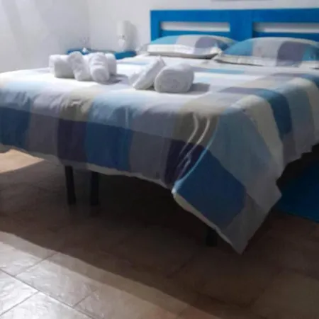 Casa Maddalentu 公寓 马达莱纳